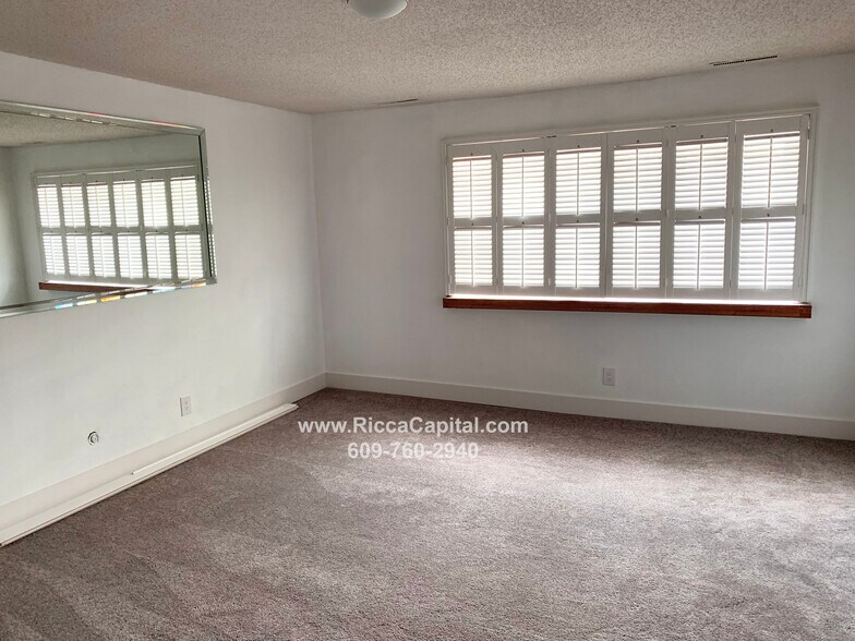 Building Photo - 46U Michael Rd