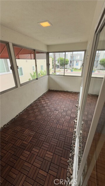 Building Photo - 1174 E Ocean Blvd