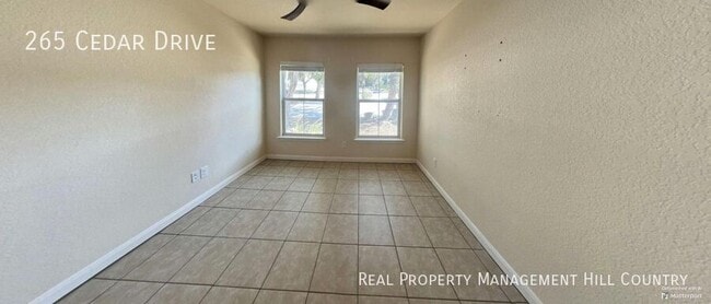 Building Photo - 265 Cedar Dr