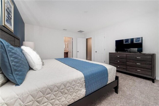 Building Photo - 1529 Carey Palm Cir