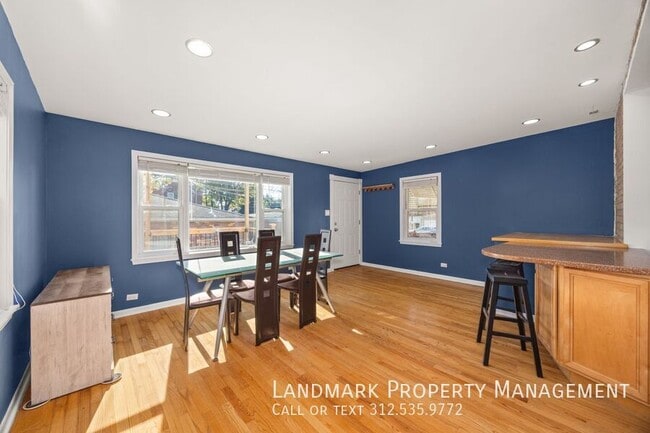 Building Photo - 6155 W School St