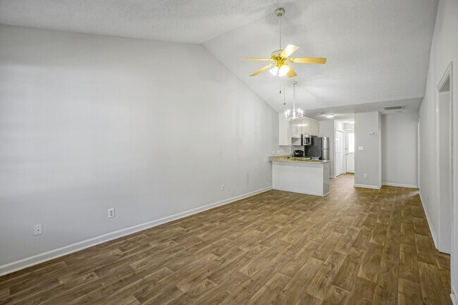 Building Photo - 3418 Pear Tree Ct NW
