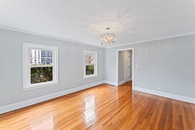 Building Photo - 80 3rd St