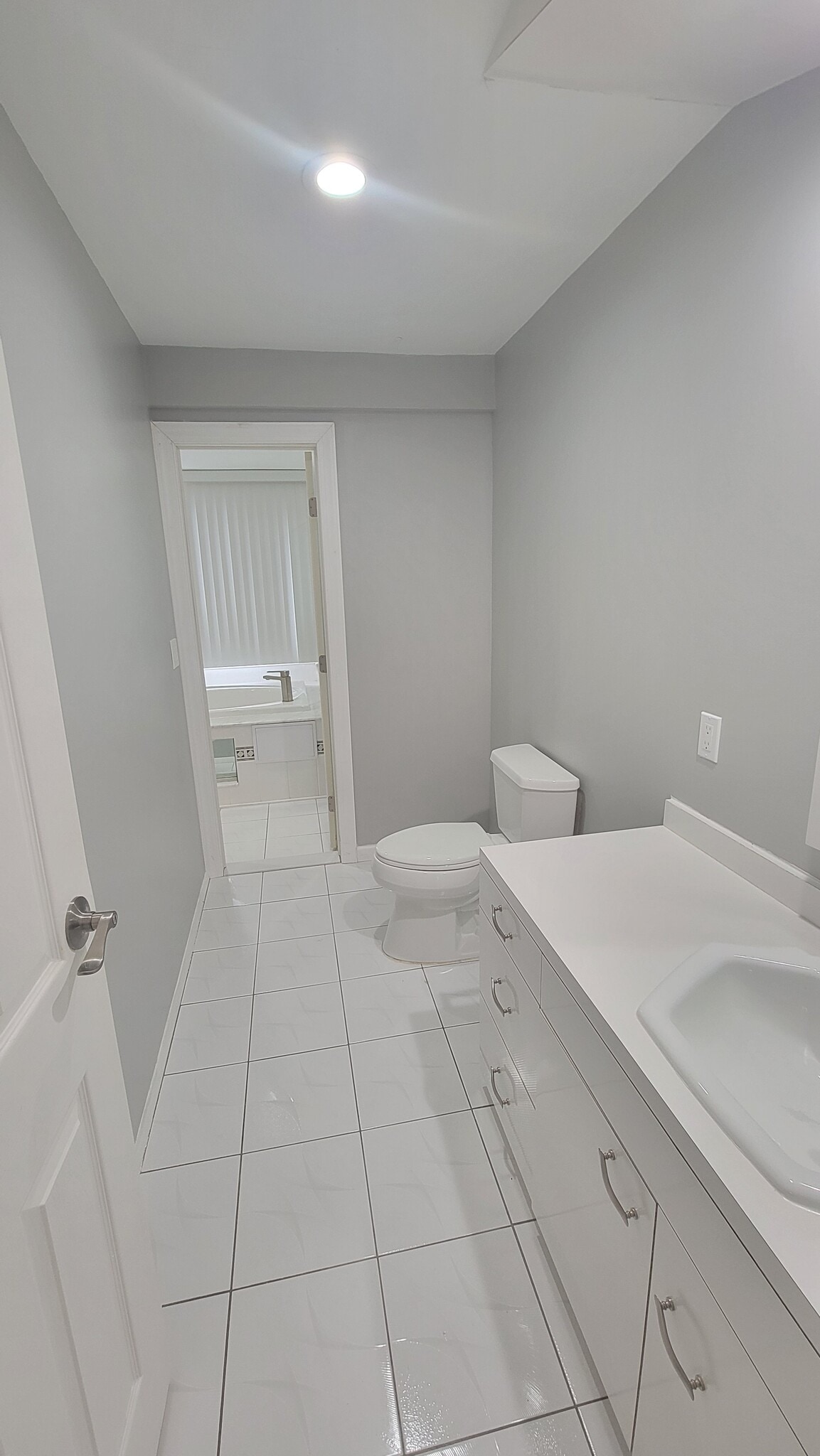 Building Photo - 15 Windsor Rd