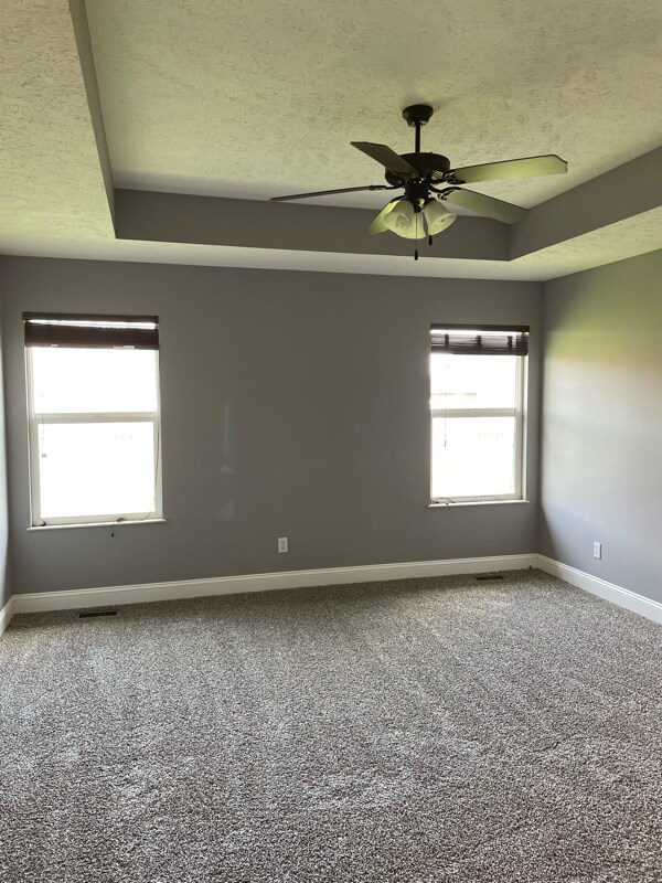 Building Photo - 485 E Whitethorn Dr
