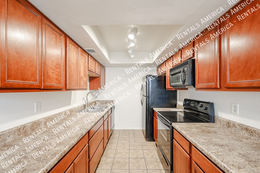 Building Photo - 1254 N 85th Pl
