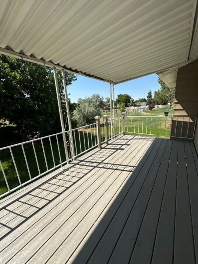 Building Photo - 2641 N 1375 W