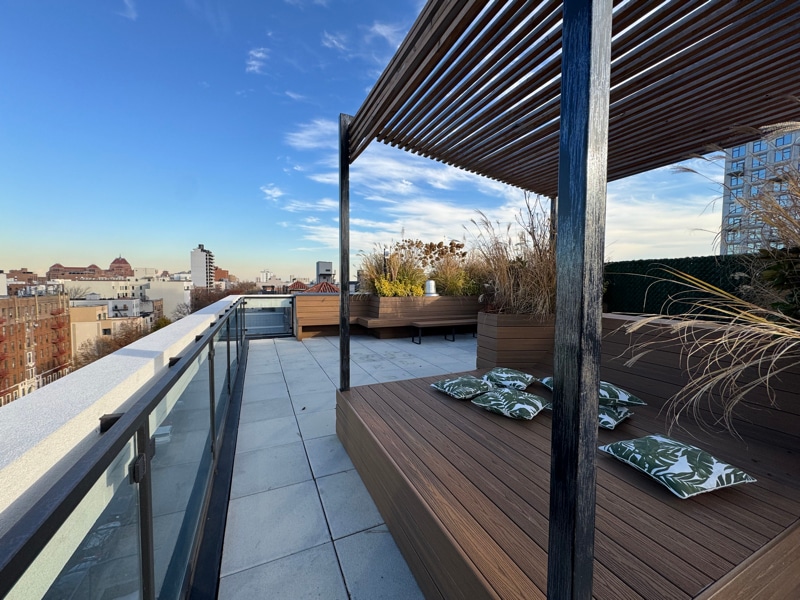 Building Photo - 154 Lenox Rd