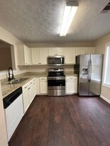 Building Photo - 4441 Logan Way