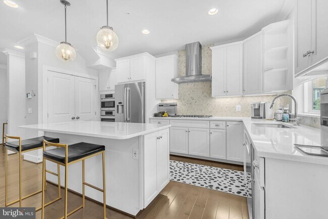 Building Photo - 5106 Fillmore Ave