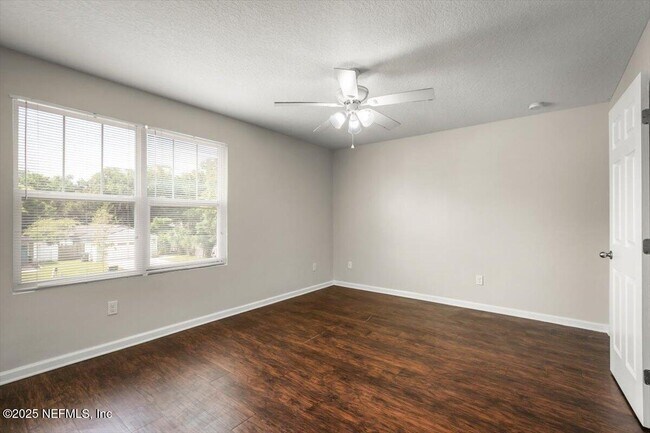 Building Photo - 8207 Highfield Ave