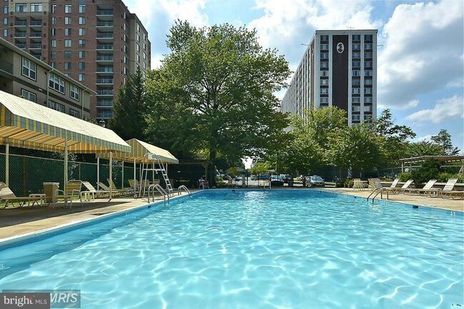 Building Photo - 11801 Rockville Pike