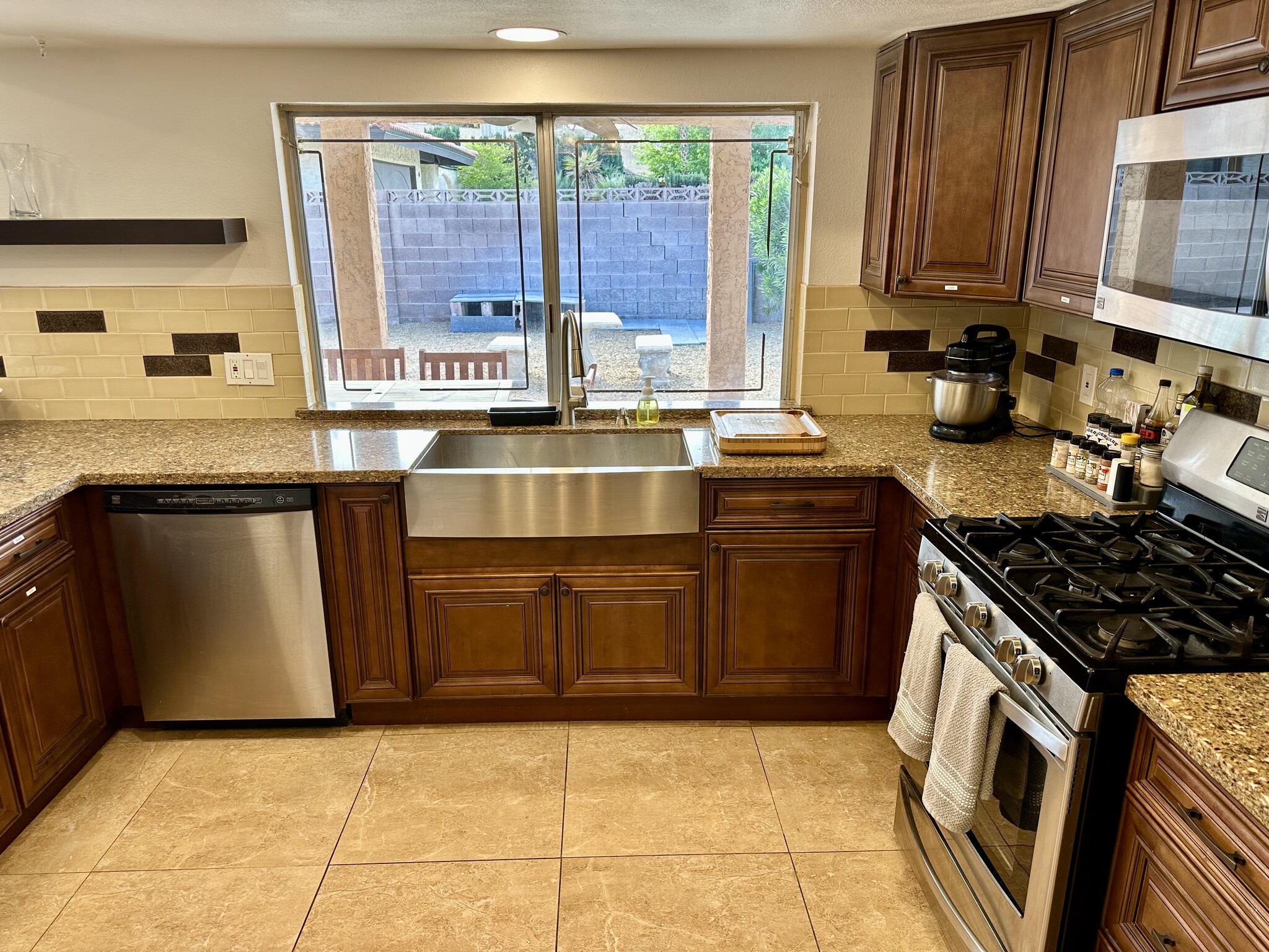 Building Photo - 4329 Murillo St