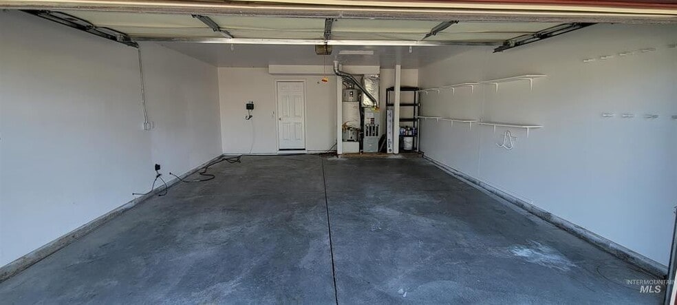 Building Photo - 1690 Targhee St