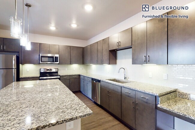 Building Photo - 13195 W Progress Cir