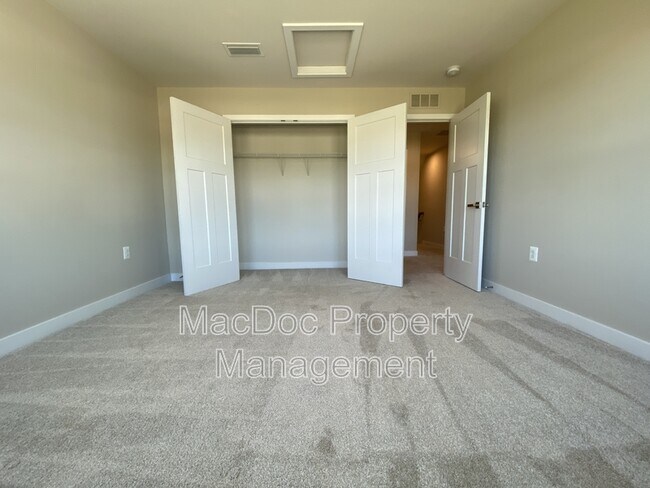Building Photo - 18422 Centennial Cir