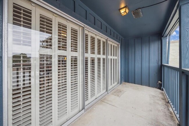 Building Photo - 7603 Olympia Dr
