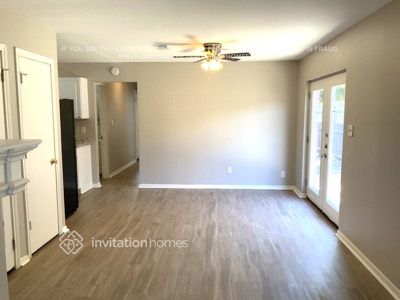 Building Photo - 429 Casie Ct