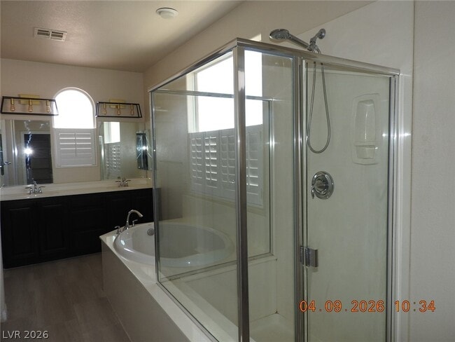 Building Photo - 390 Fringe Ruff Dr