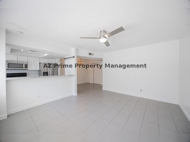 Building Photo - 1808 N 32nd St