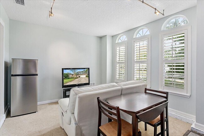 Building Photo - 3710 Hawks Bay Ct
