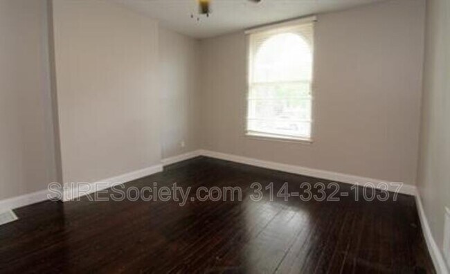 Building Photo - 3618-3620 Hartford St