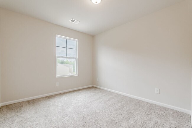 Building Photo - Discover the Perfect Blend of Comfort and ...