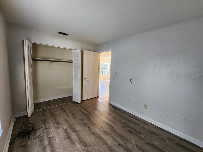 Building Photo - 2529 NW 62 Pl