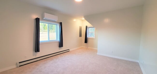 Building Photo - Renovated Farmhouse, 30+ Acres with Pole Barn!