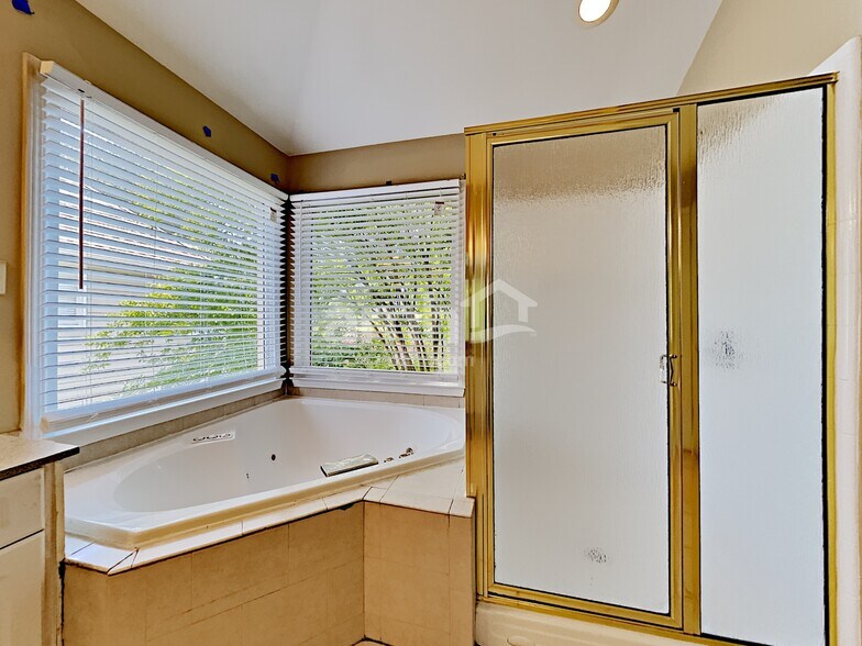 Building Photo - 1238 Wood Iris Ln