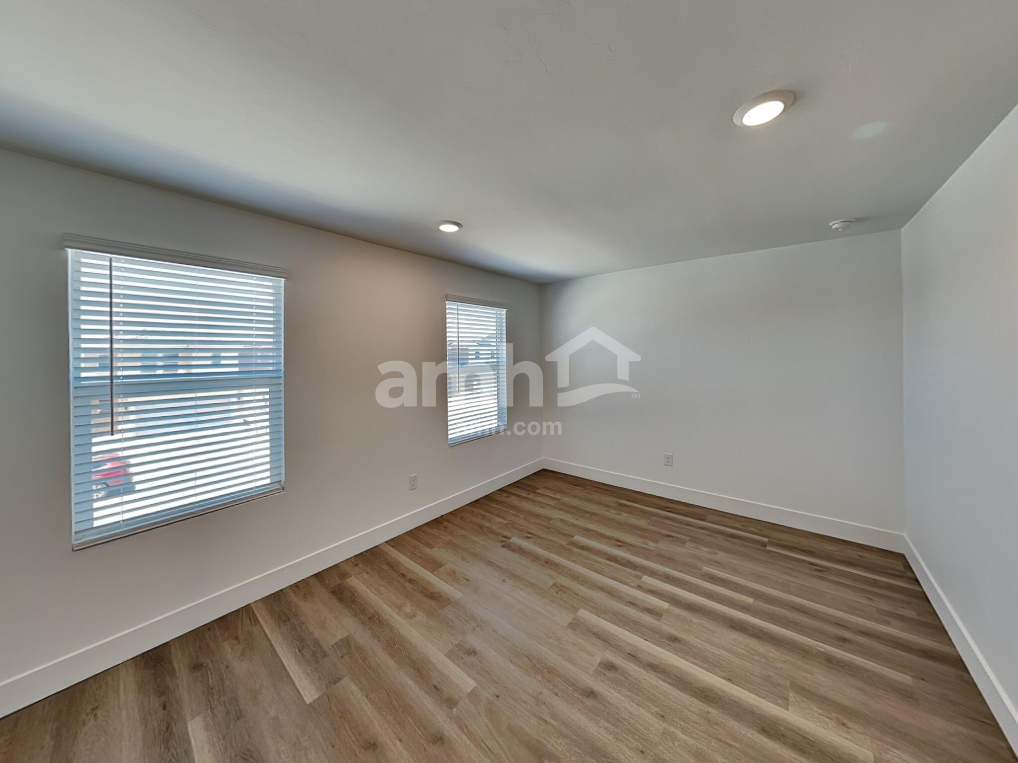 Building Photo - 9644 Harkes Dr