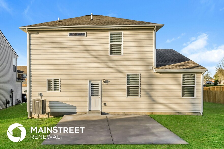 Building Photo - 11928 Trottingham Cir