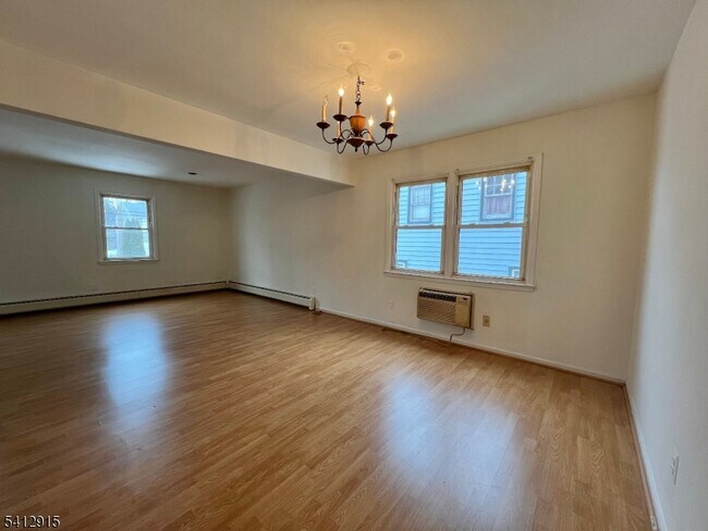 Building Photo - 107 Madison Ave