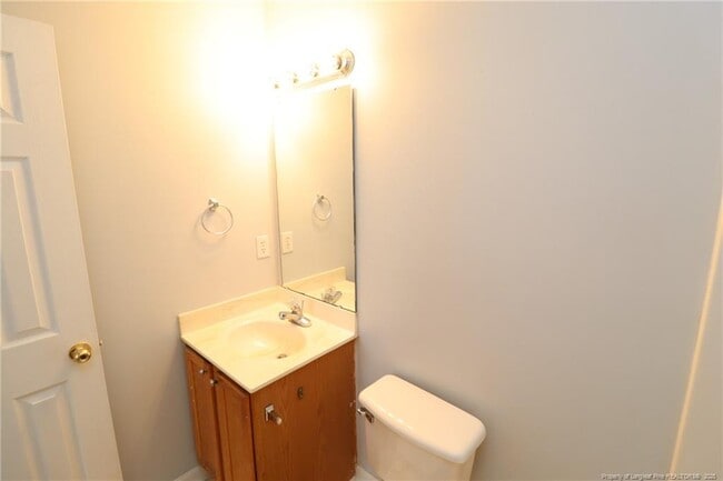 Building Photo - 4105 Scofield Dr