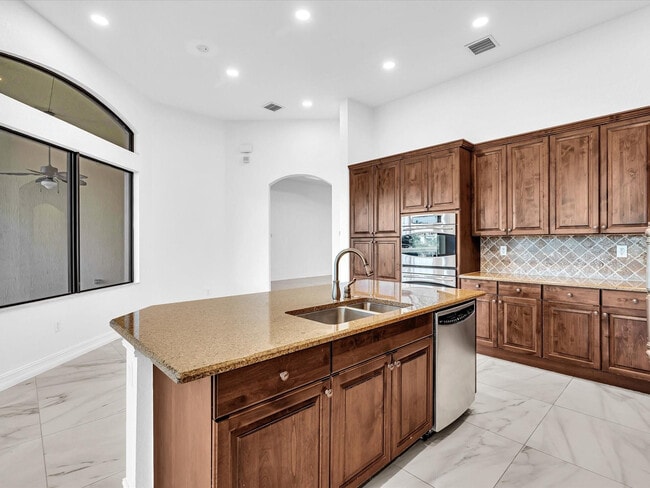 Building Photo - 3530 NW 87th Ave