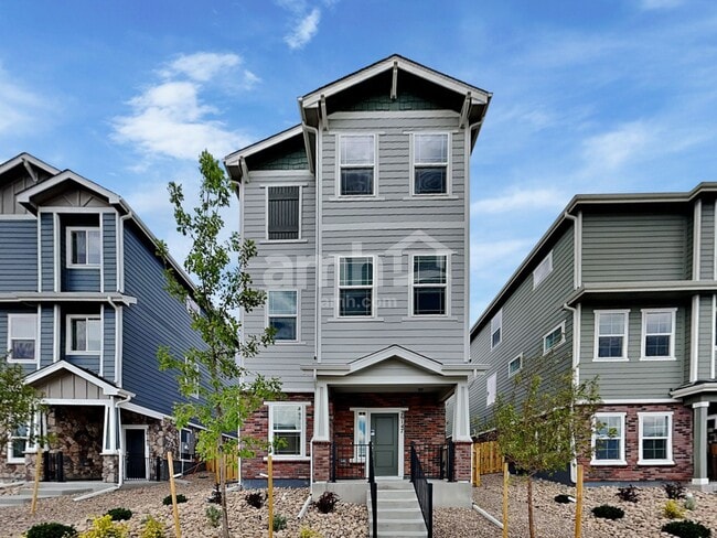 Building Photo - 26147 E Calhoun Pl