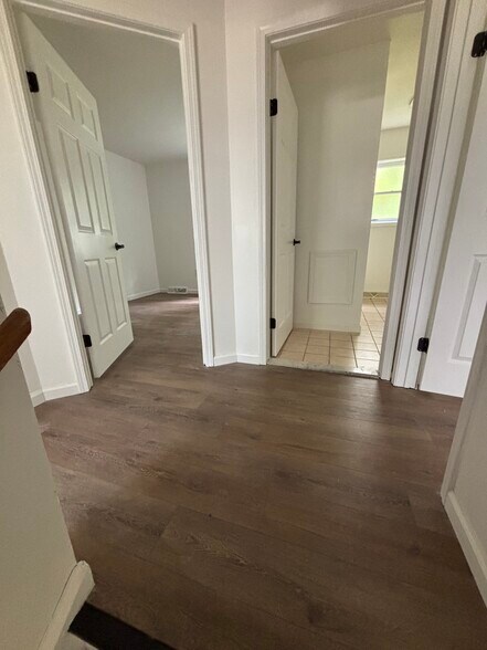 Upstairs Hallway - 113 Woodin Rd