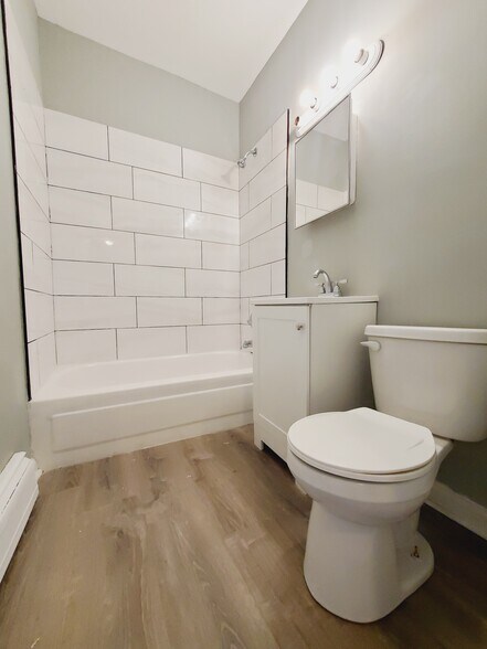 136 Grant Ave 4D - 134 Grant Ave