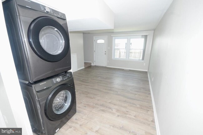 Building Photo - 213 N Black Horse Pike