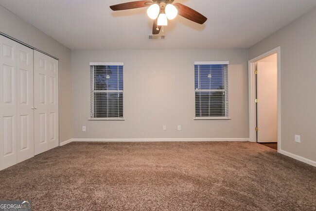 Building Photo - 1122 St Phillips Ct