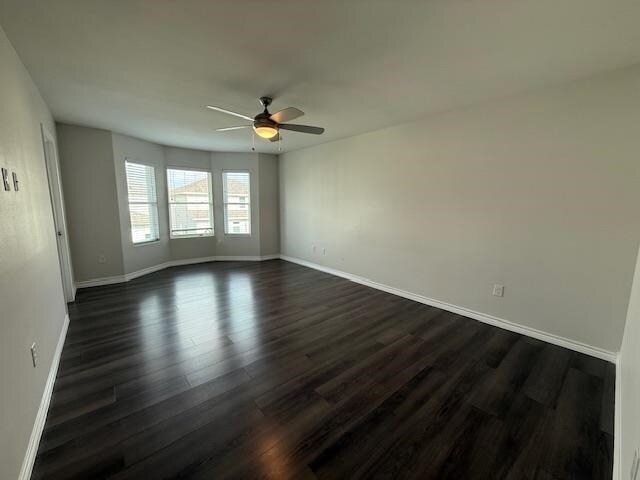 Building Photo - 1325 Chital Dr