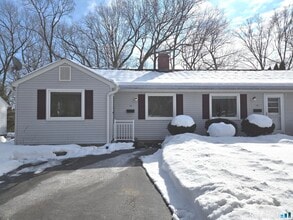 Building Photo - 86 Clinton St