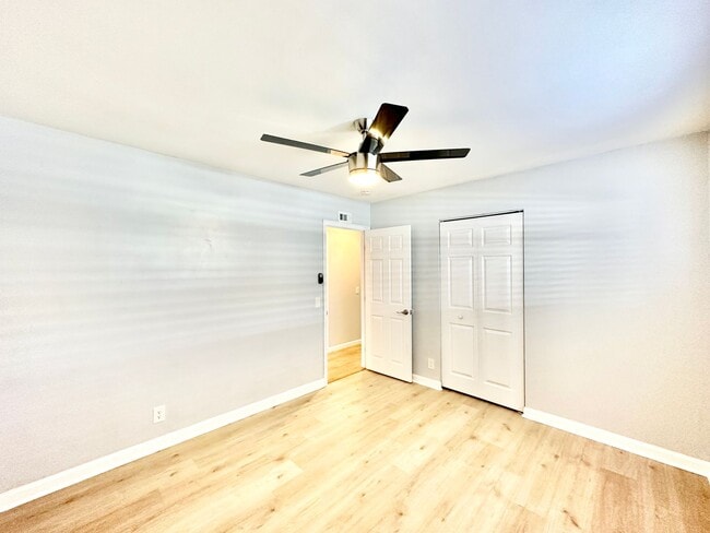 Building Photo - Beautiful, Single-Story, Updated, Private ...