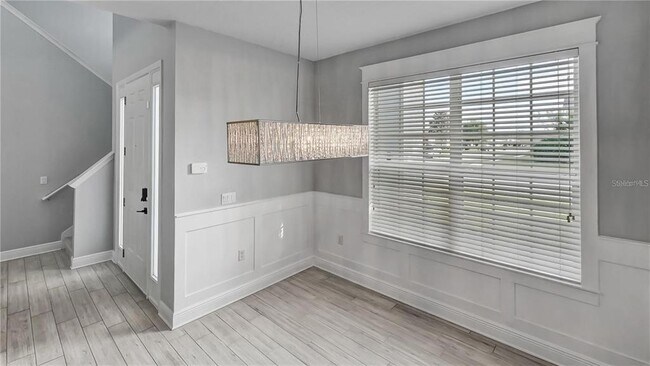 Building Photo - 3833 Siskin Dr