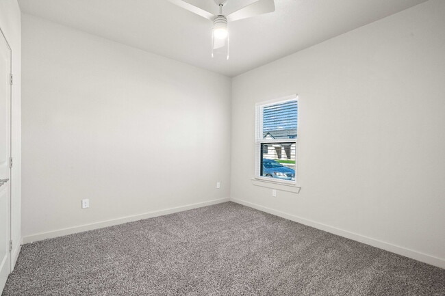 Building Photo - Luxurious Townhome Located In Abbey Glen - Cooper ISD