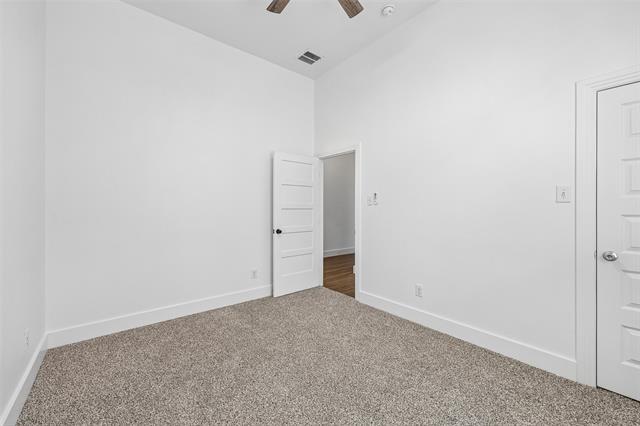 Building Photo - 1506 Calcot Ln