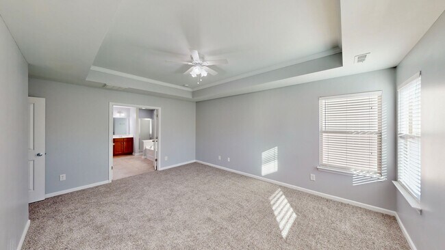 Building Photo - 16126 Long Talon Way