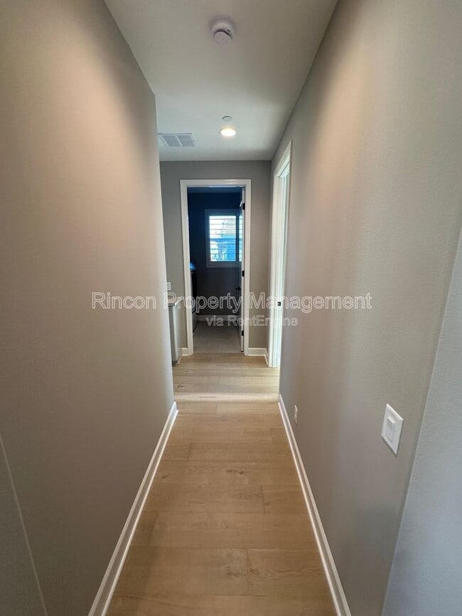 Building Photo - 97 S Nevada Ave