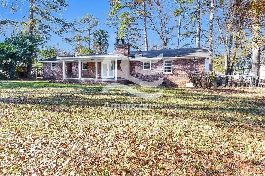 Building Photo - 135 Latonea Dr