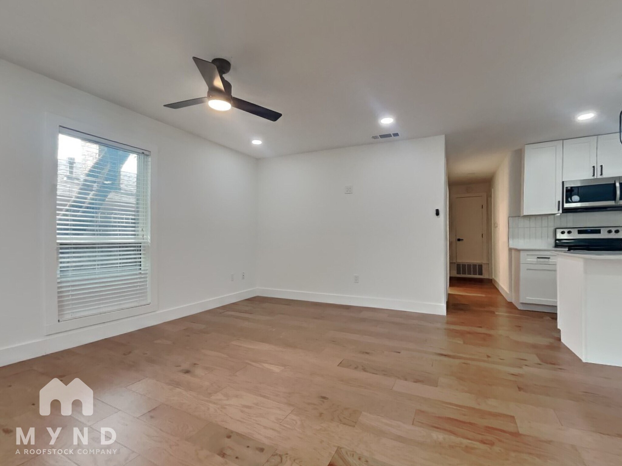 Building Photo - 1603 Rutland Dr